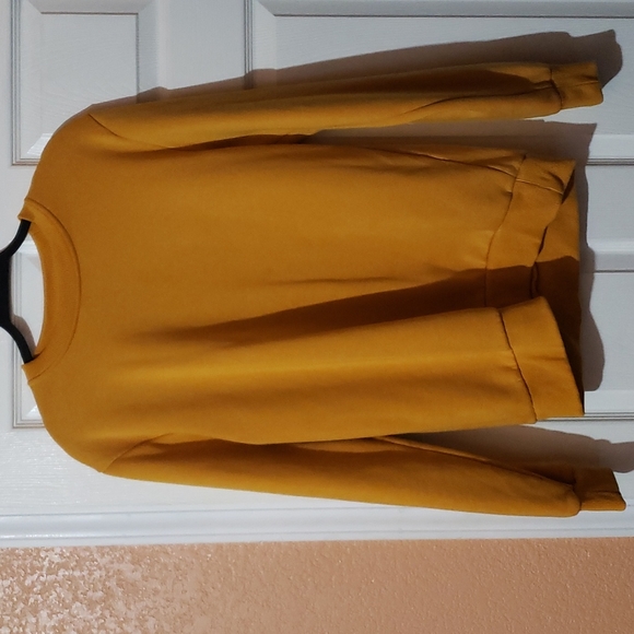 crewneck sweatshirts bundle - Picture 6 of 7